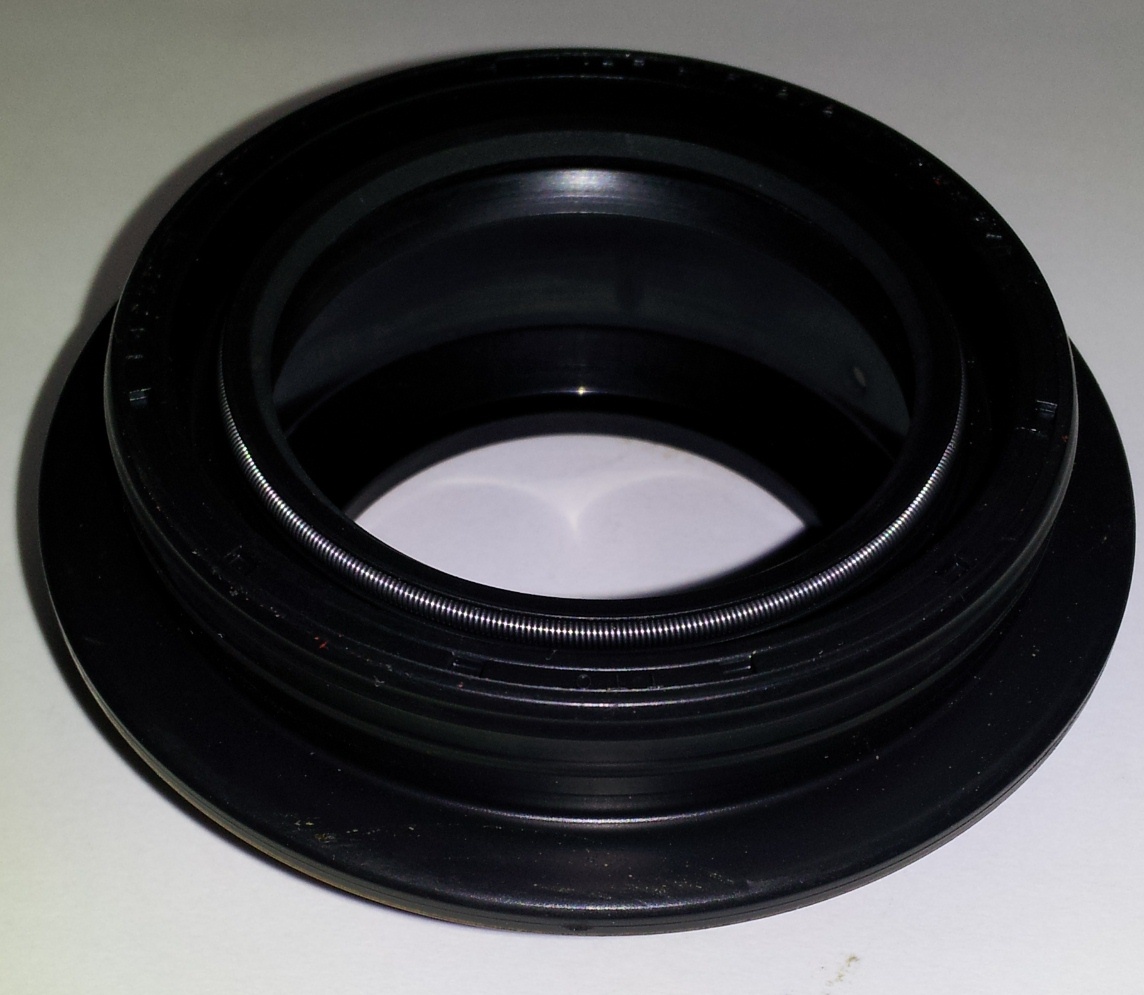 GM 12547638 NV 22507 Rear Output Transfer Case Seal