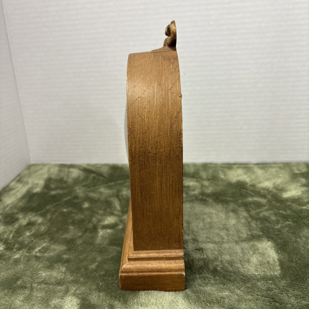 NEW HAVEN Quartz Clock