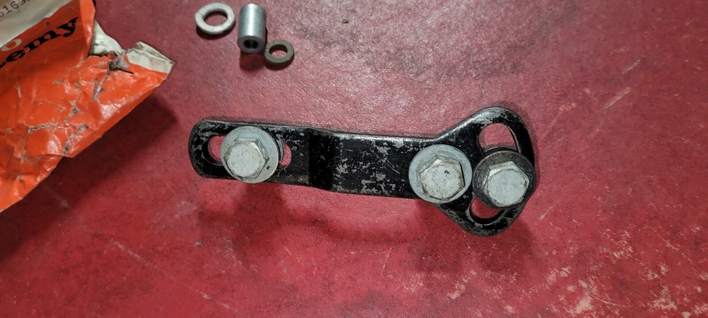 DELCO D 630 Regulator NOS Date 2C Bracket Pkg 1961638 Hardware 1961642