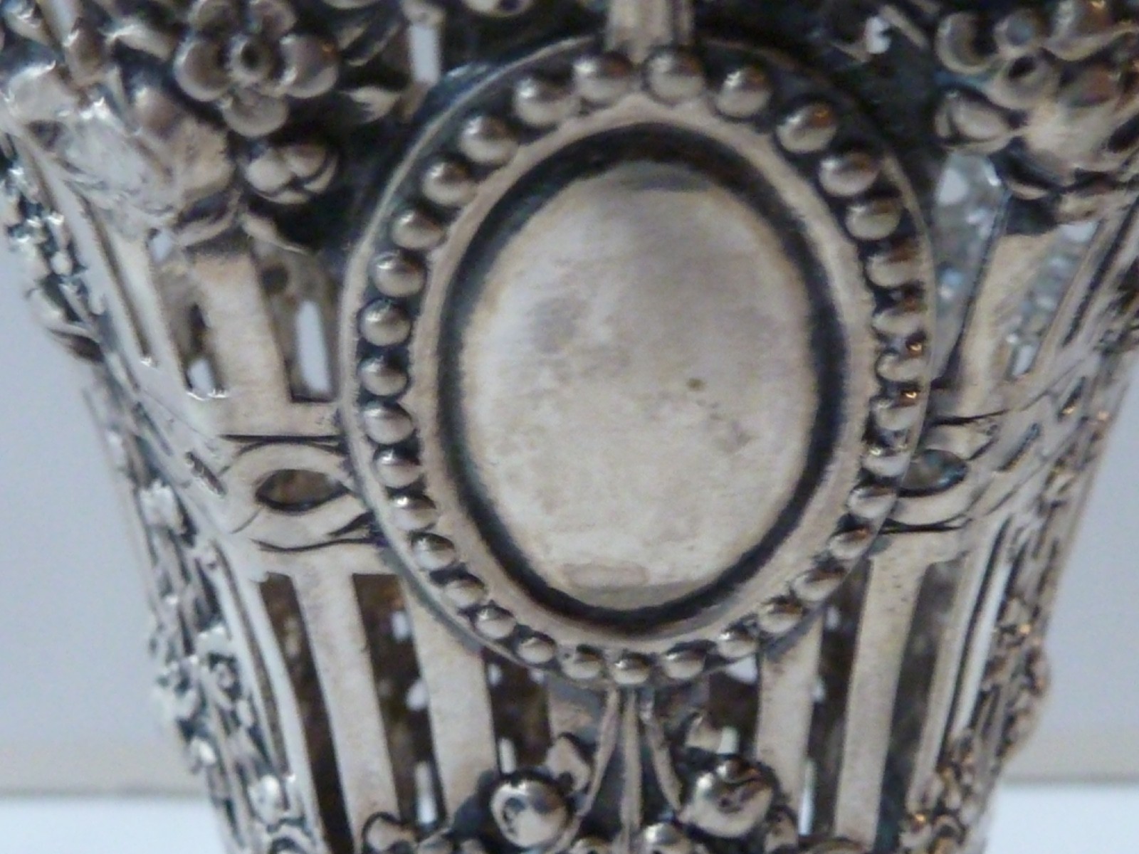 GERMAN .800 SILVER ELEGANT VASE, REPOUSSE ROSES &SWAGS ON PIERCED BODY, NO LINER