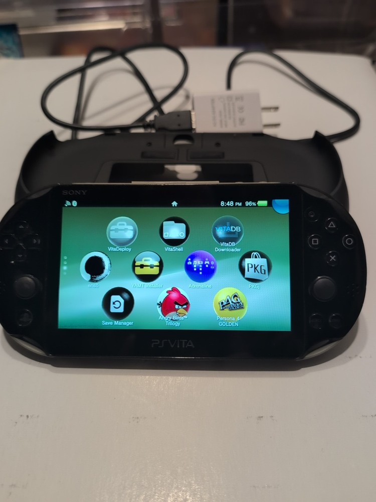 Sony PS Vita OLED (PCH-2000) moded
