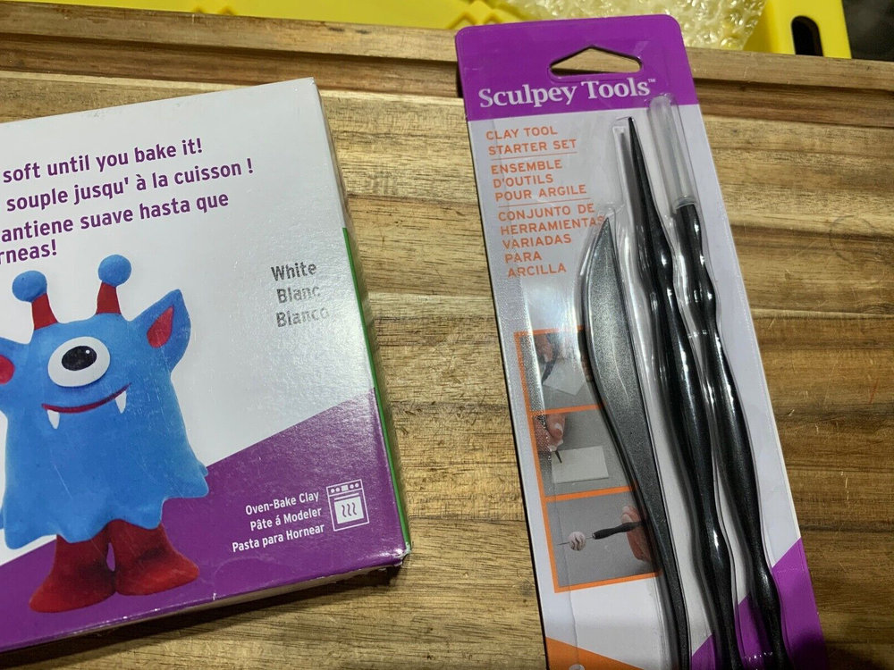 Original Sculpey 1.75 lb & sculpy tools (22941)