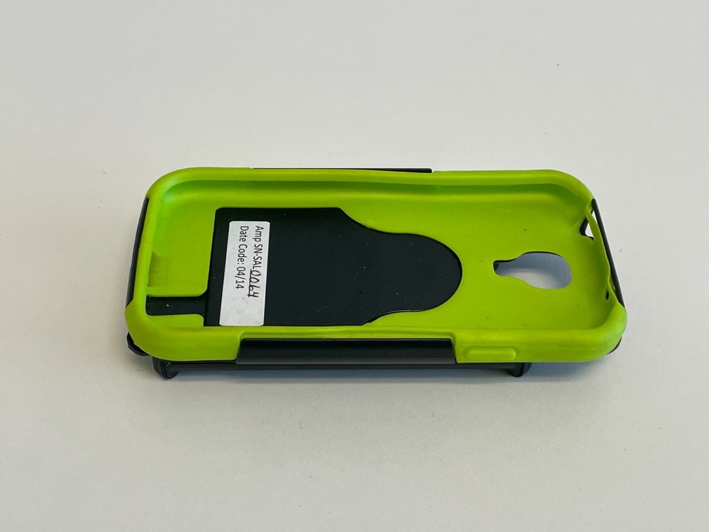 L12: Saltillo Nova NOVA5.2-D+ Case/Speaker