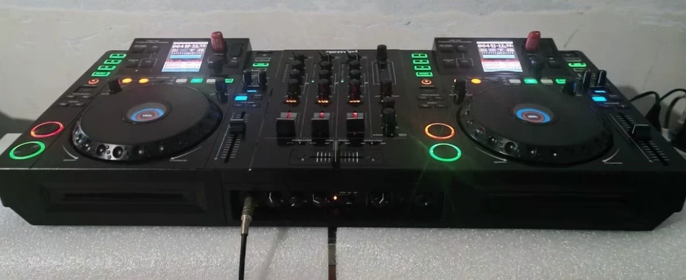 1pcs Gemini cdm7000 DJ mixer