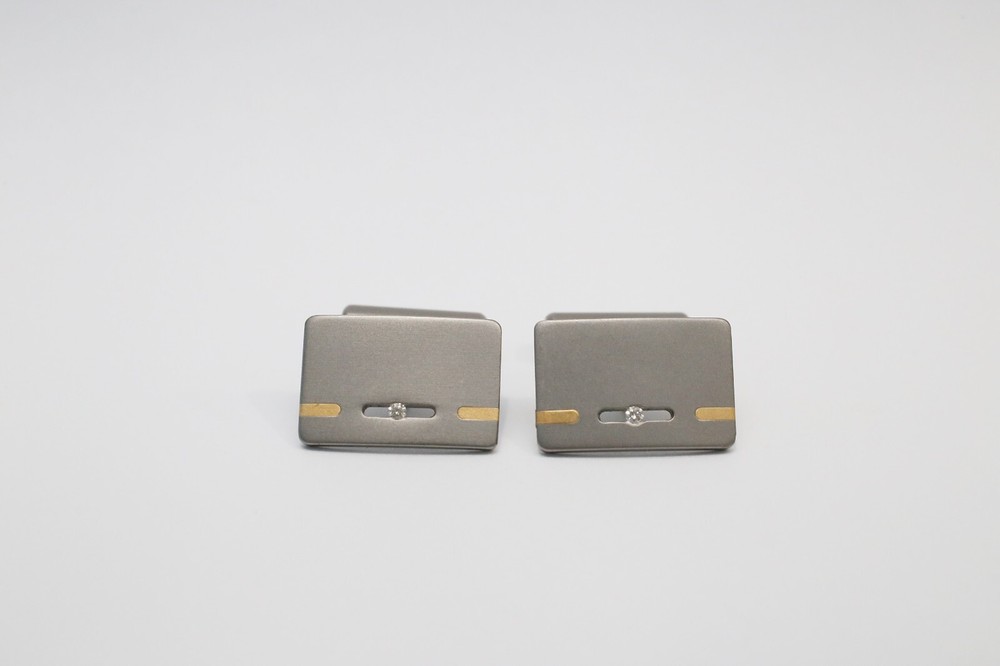 Titanium & 18k Yellow Gold Diamond Rectangle Cufflinks, 5.7g