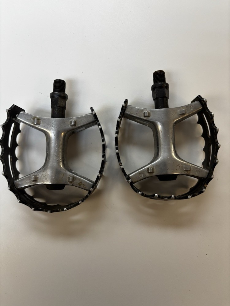 Pr1mo Pedals 9/16” HTF  N ICE