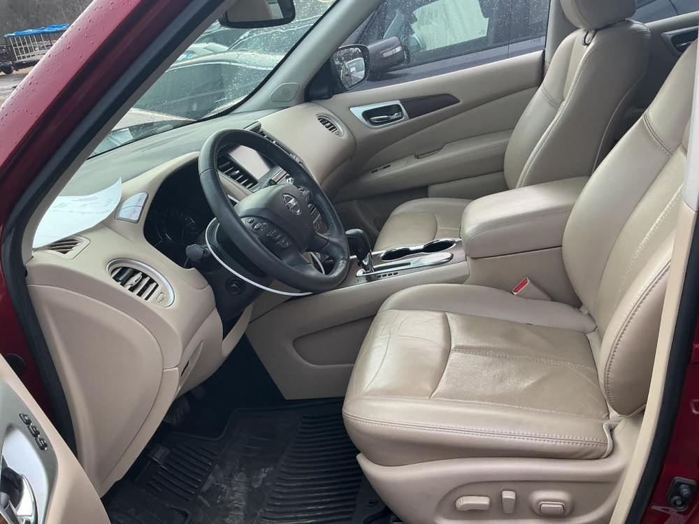 PATHFINDR 2018 Glove Box 4973711