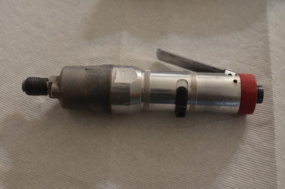 URYU ULD 40SD Pneumatic Screwdriver