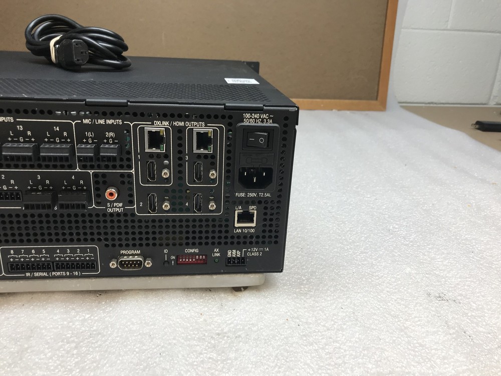 AMX Enova DVX-3155HD-T Rackmountable Presentation Matrix Switcher