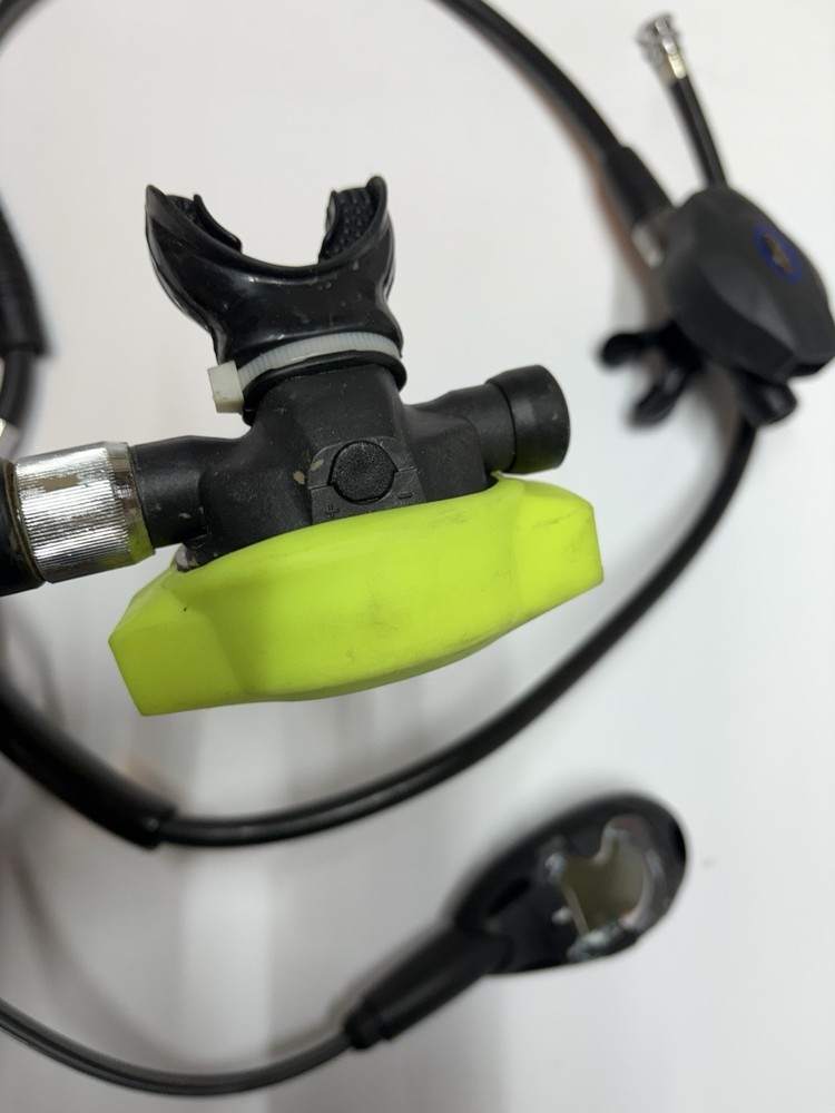 Suunto Cobra Dive Computer & Dacor Regulator Set - Sold AS-IS/Untested