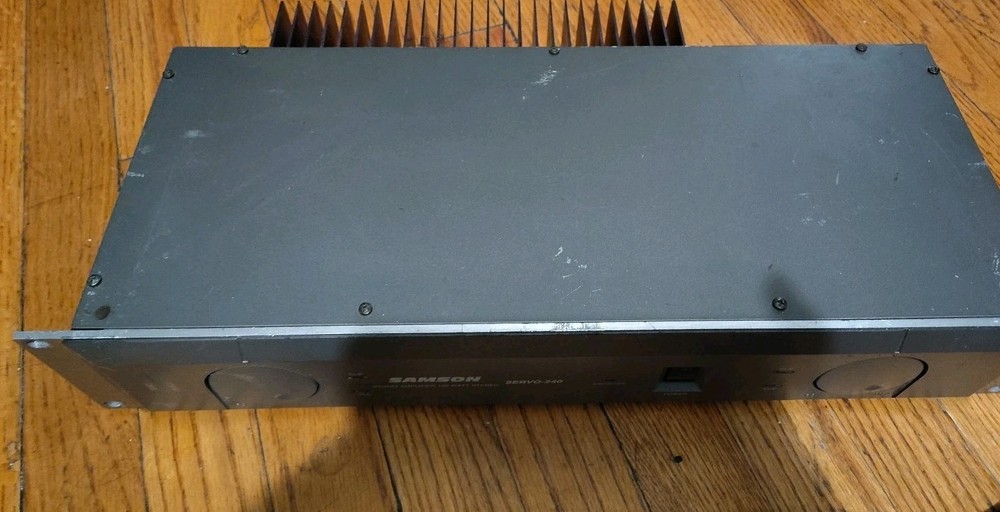 Samson SERVO-240 120W Studio Amplifier