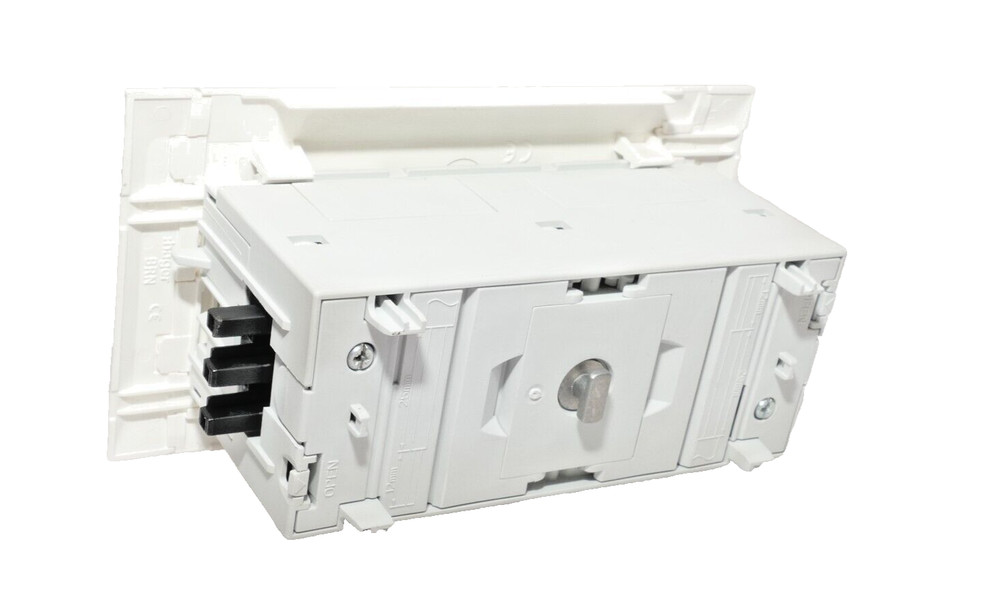 Hager duct installation socket 2-compartment with frame | GS20009010