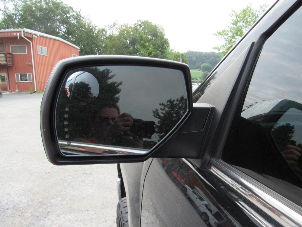 SILVRDO15 2015 Glove Box 1067972