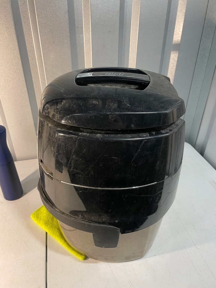 Hyla EST Evolution Air and Room Cleaning System Vacuum Main Unit ONLY Works