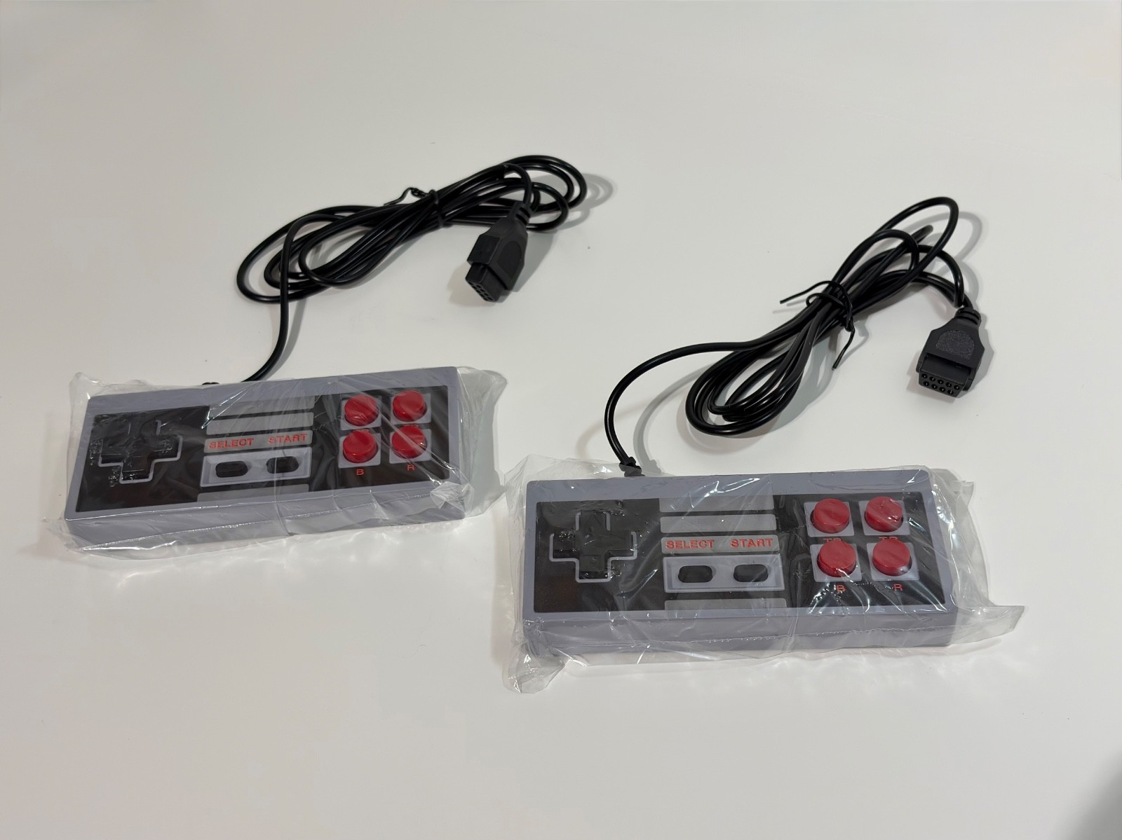 Mini NES Gaming Console w/ 620 Nintendo & Atari Games - Anniversary Edition NEW