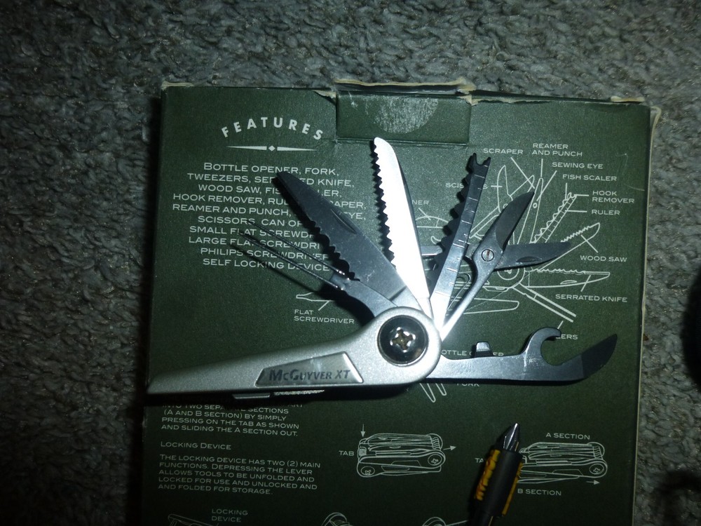 Eddie Bauer Topeak Mcguyver XT Tool Real Gear 16 SS Tools Multi Function