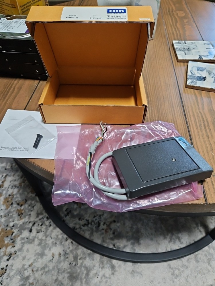 HID ThinLine II (5395CG106) Proximity Card Reader