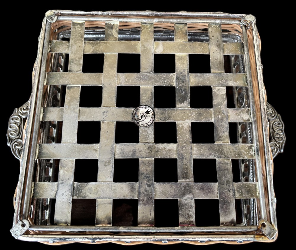 Vntg Studio Silversmith Silverplate & Bamboo Flat Dinner Napkin Holder, Handles