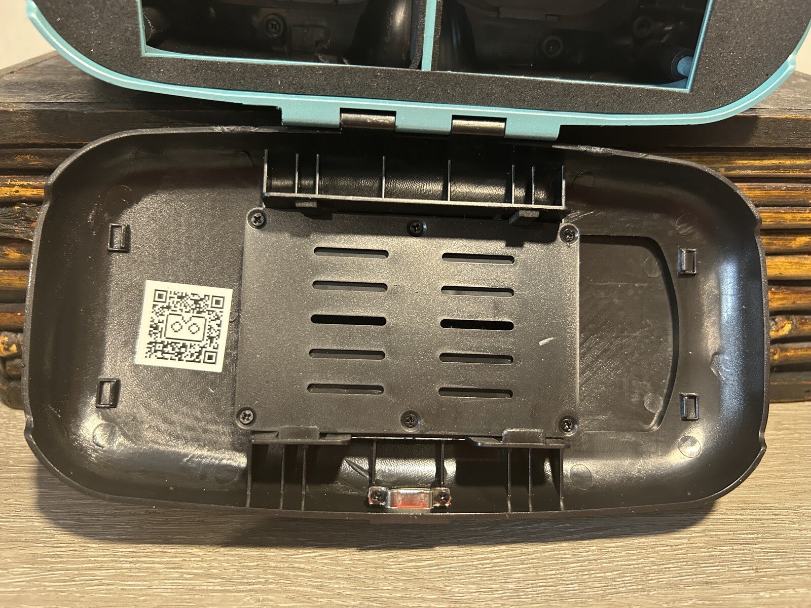 ReTrak Utopia 360 Virtual Reality Smartphone Headset Max Screen Size 6.3"