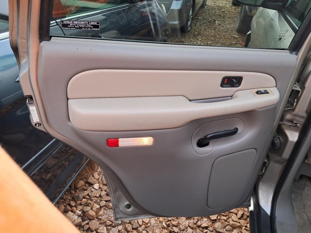 YUKON 2000 Glove Box 4779662