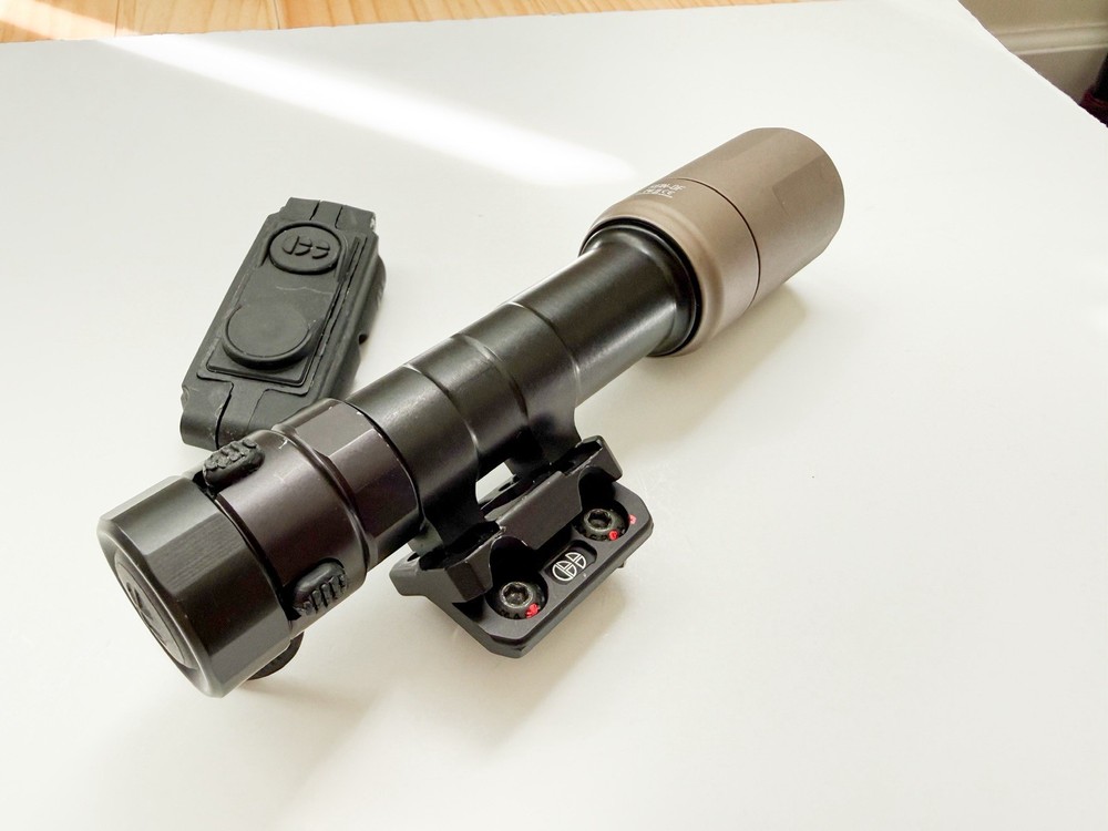CLOUD DEFENSIVE REIN 3.0 Black / Flat Dark Earth Weapon Light