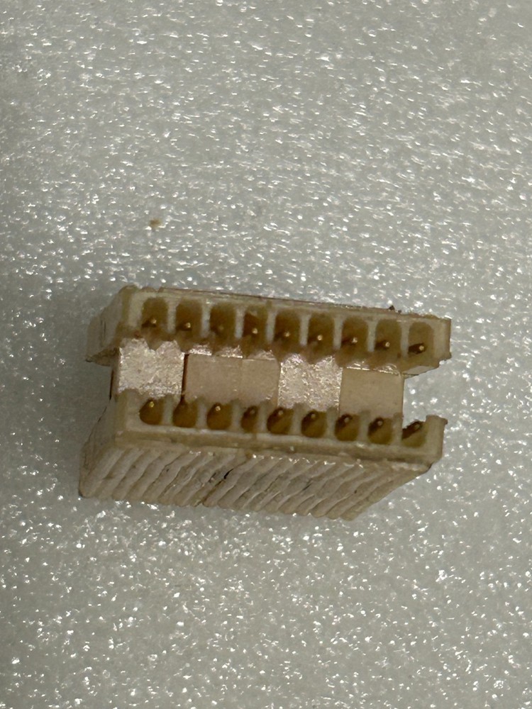 IC Test Clip API 18-Pin DIP USED Good condition Tested