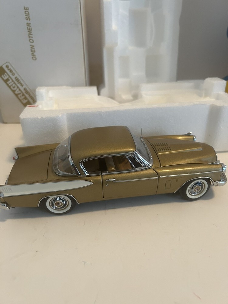 Danbury/Franklin mint 1:24 1957 Studebaker Golden Hawk