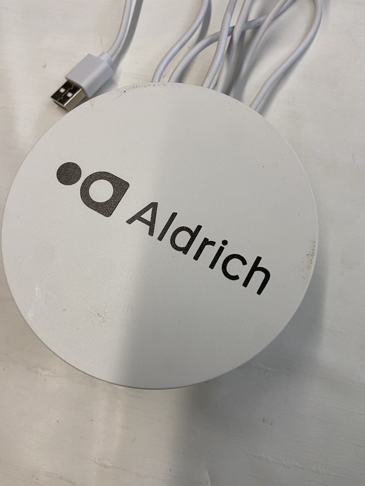 iBlu Phonic 15W Mini Wireless Charger Bluetooth Speaker *Working*