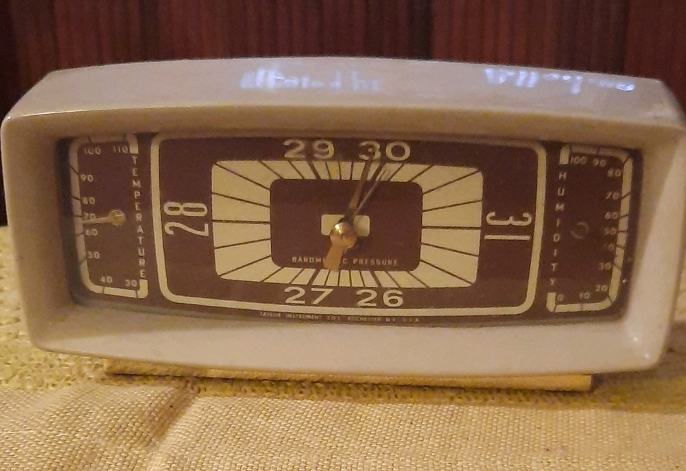 Taylor Barometer Temperature Humidity Gauge