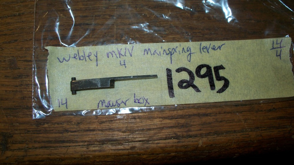 Webley, MKIV model, mainspring lever