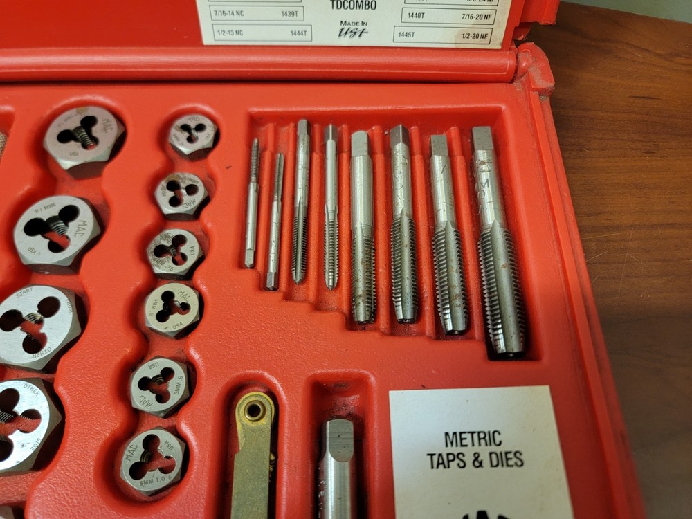 Mac Tools TDCOMBO Tap and Die Set...missing a piece