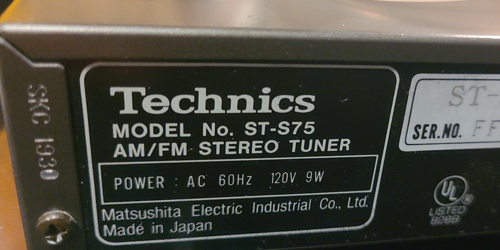 Technics ST-S75 AM/FM Digital Tuner