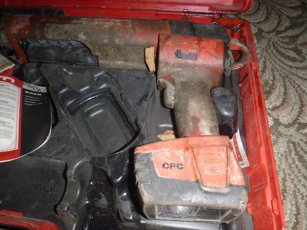 Hilti 3500-A Adhesive Gun