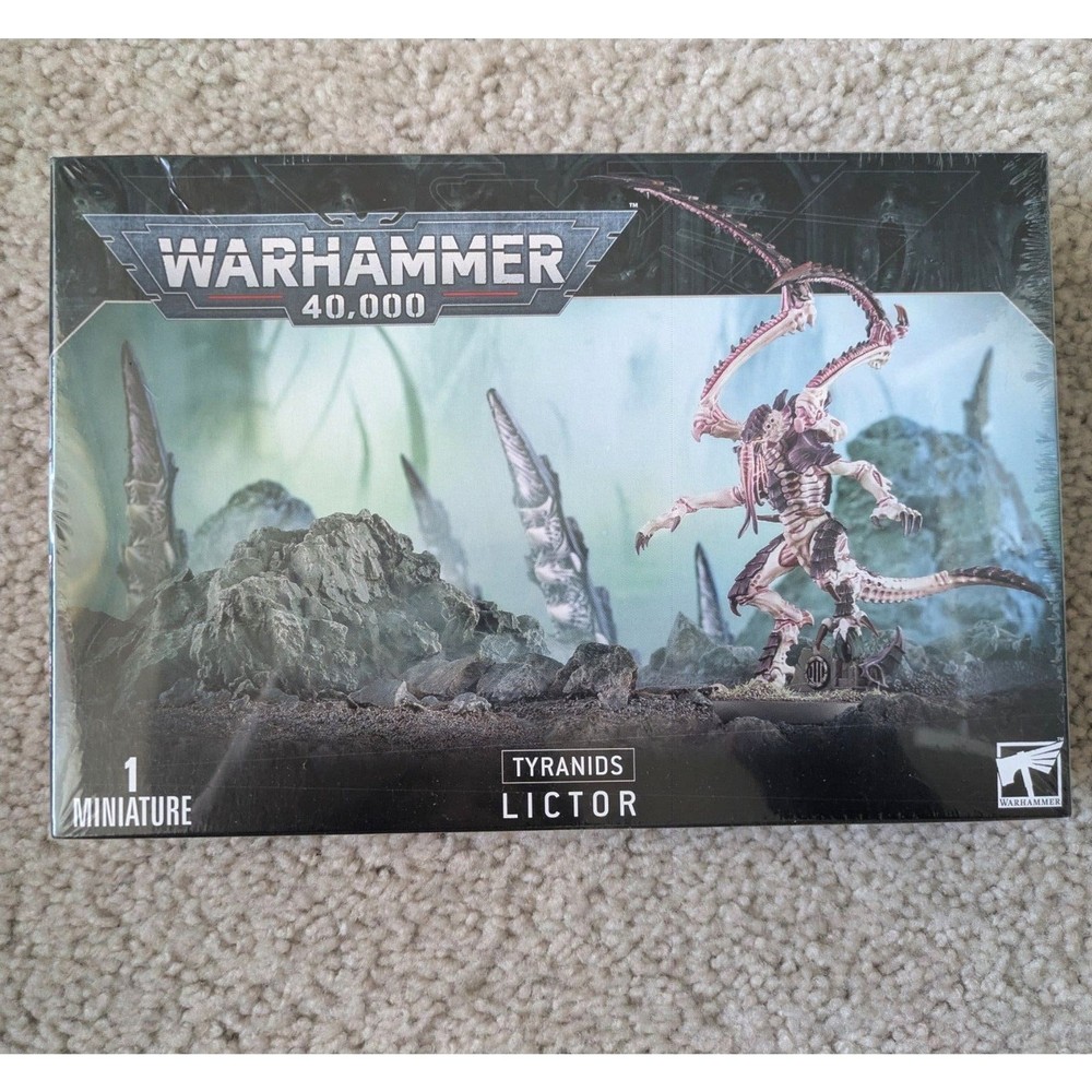 NIB Warhammer 40k Tyranids Lictor Minature