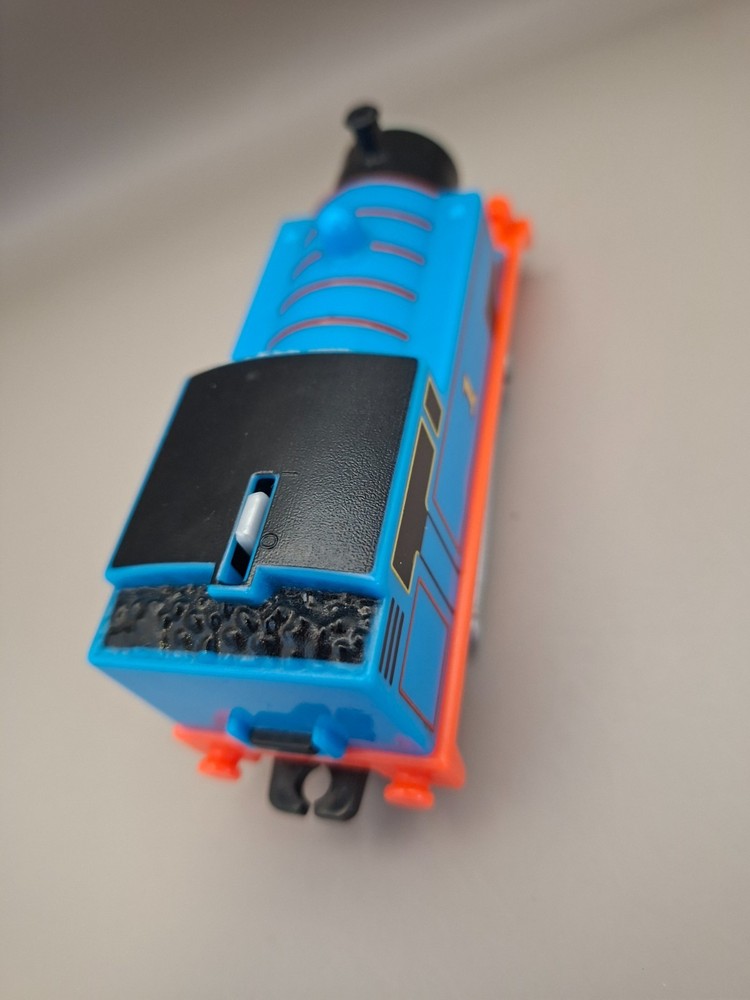 Thomas Hyper Glow Trackmaster Train Motorized - 2017 BLACK LIGHT LED Thomas