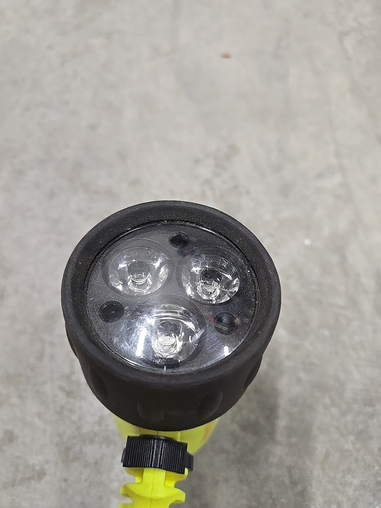 Princeton Tec Shockwave LED Dive Light