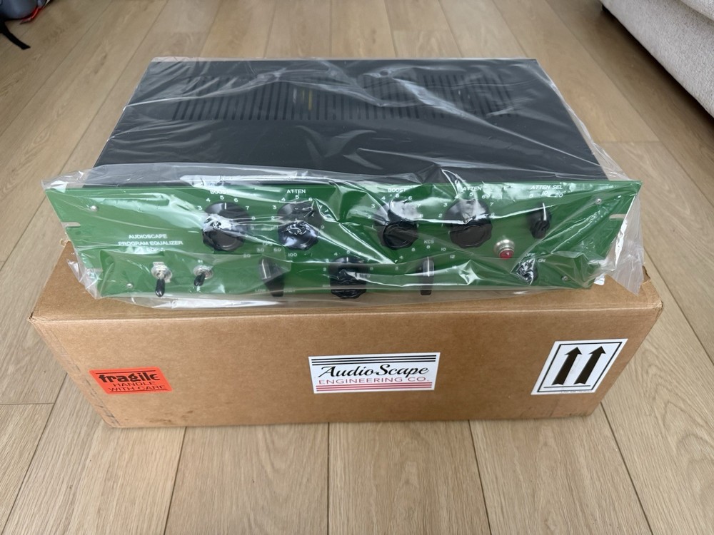 AudioScape EQP-A Equalizer Limited Edition Emerald + Solid State Equalizer