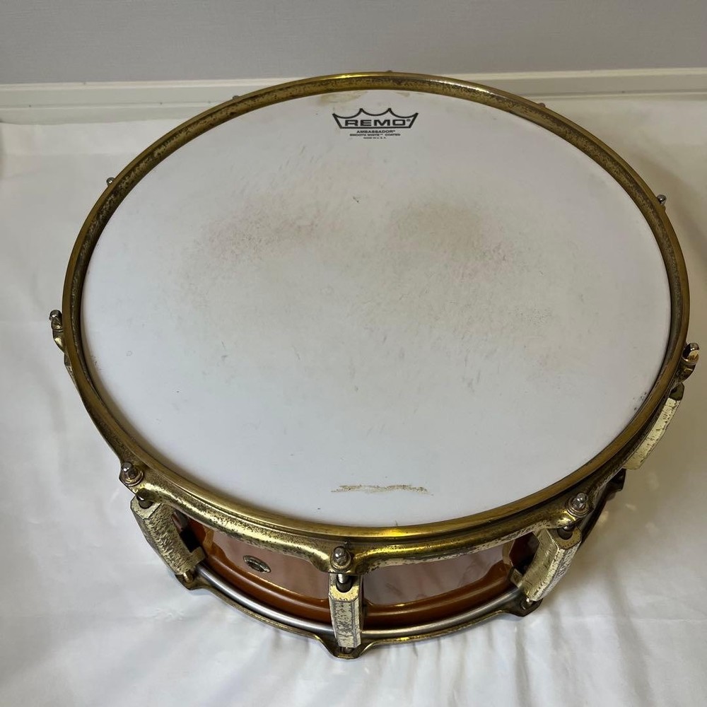 Pearl Custom Classic One Piece Maple Shell Snare Drum