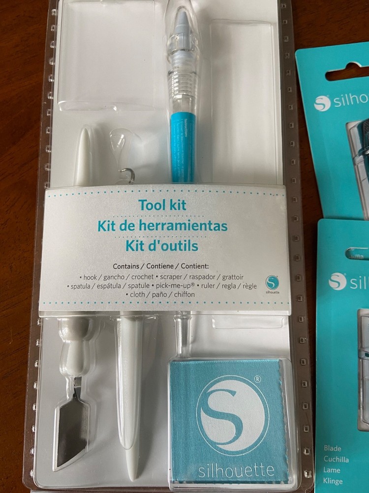 Silhouette blades and toolkit