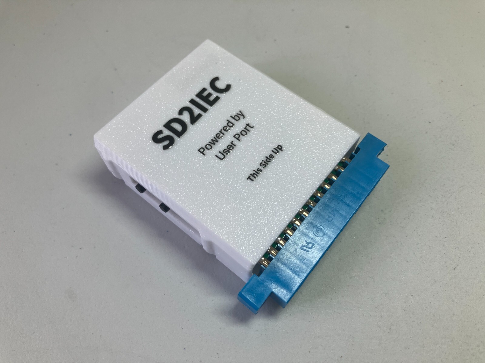Commodore 64 Micro SD Card Reader SD2IEC Powered By User Port