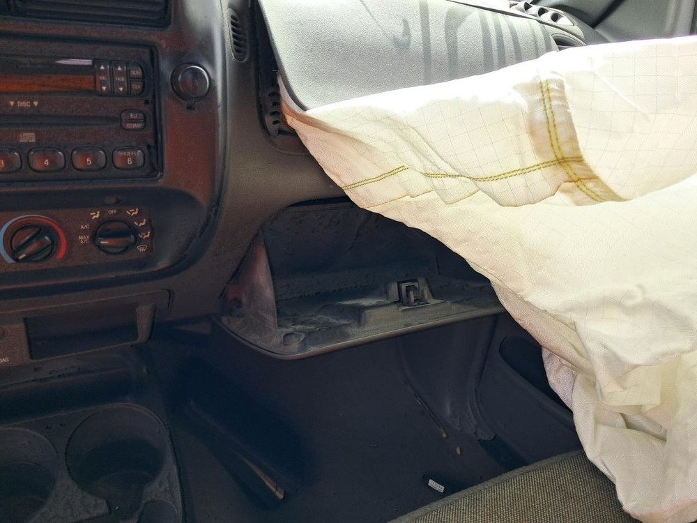 RANGER    2000 Glove Box 4802499