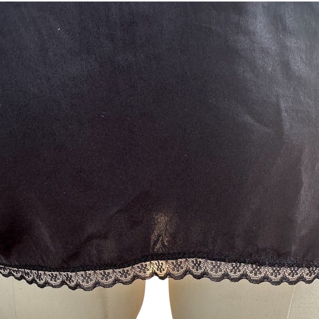 Eloise by Anthropologie Camisole Womens Small Black 100% Silk Lace Trim V-Neck