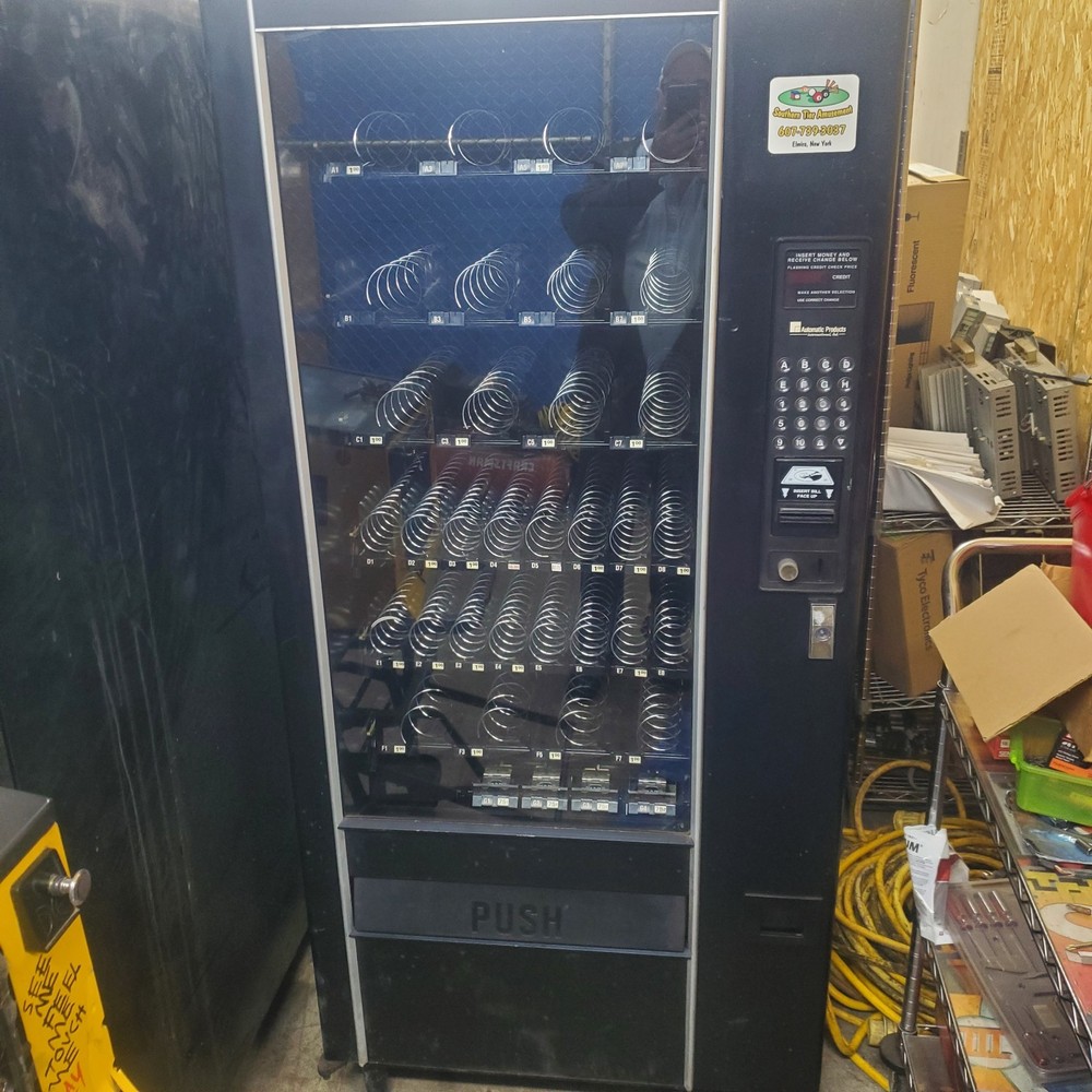 AUTOMATIC PRODUCTS LCM-2 Snack Vending Machine - Local Pickup Only
