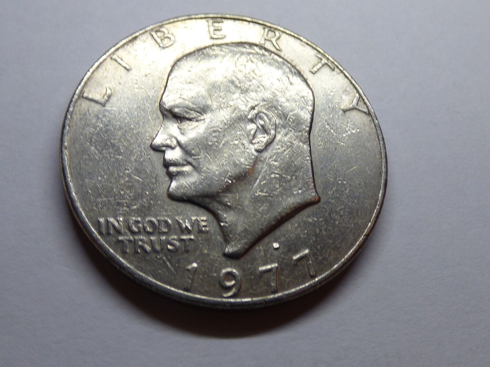 1977 D EISENHOWER DOLLAR