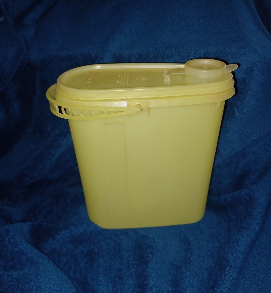 Tupperware Yellow Beverage Buddy Container 587, 588 Lid, 510 Cap, & 593 Handle