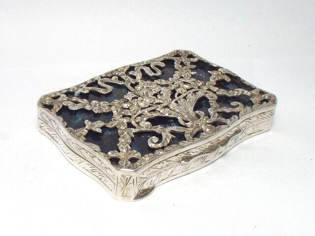 RARE ANTIQUE CONTINENTAL SOLID SILVER PIECED BOX, CASHEW BOX, c1900