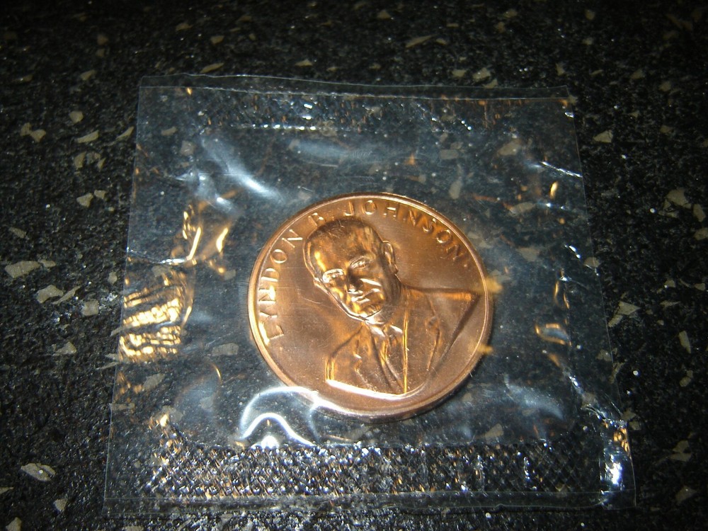 Lyndon B. Johnson - 36th President, 33mm Copper Token