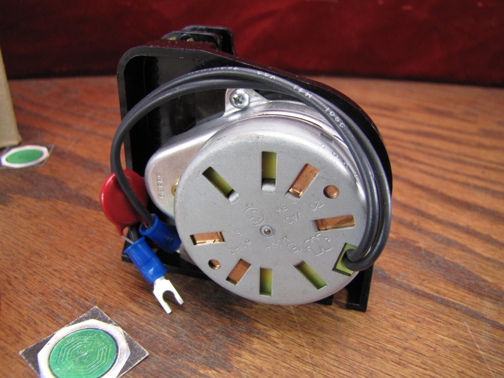 Eagle Signal 5 min Timer TM2A610 Danaher Controls - NIB