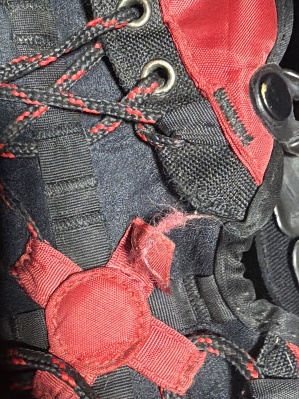 Asterisk Cell Motocross Knee Braces - Pair (Red/Black) - Mens Small Read