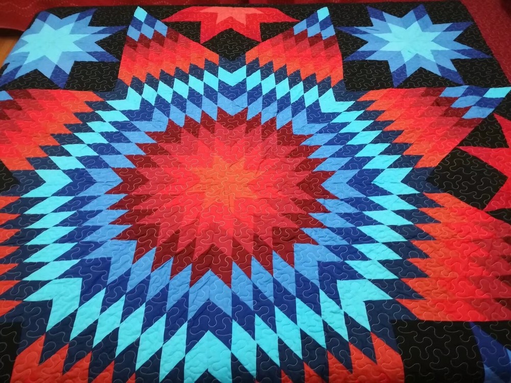 King Size Machine Pieced And quilted Patchwork Quilt #162B